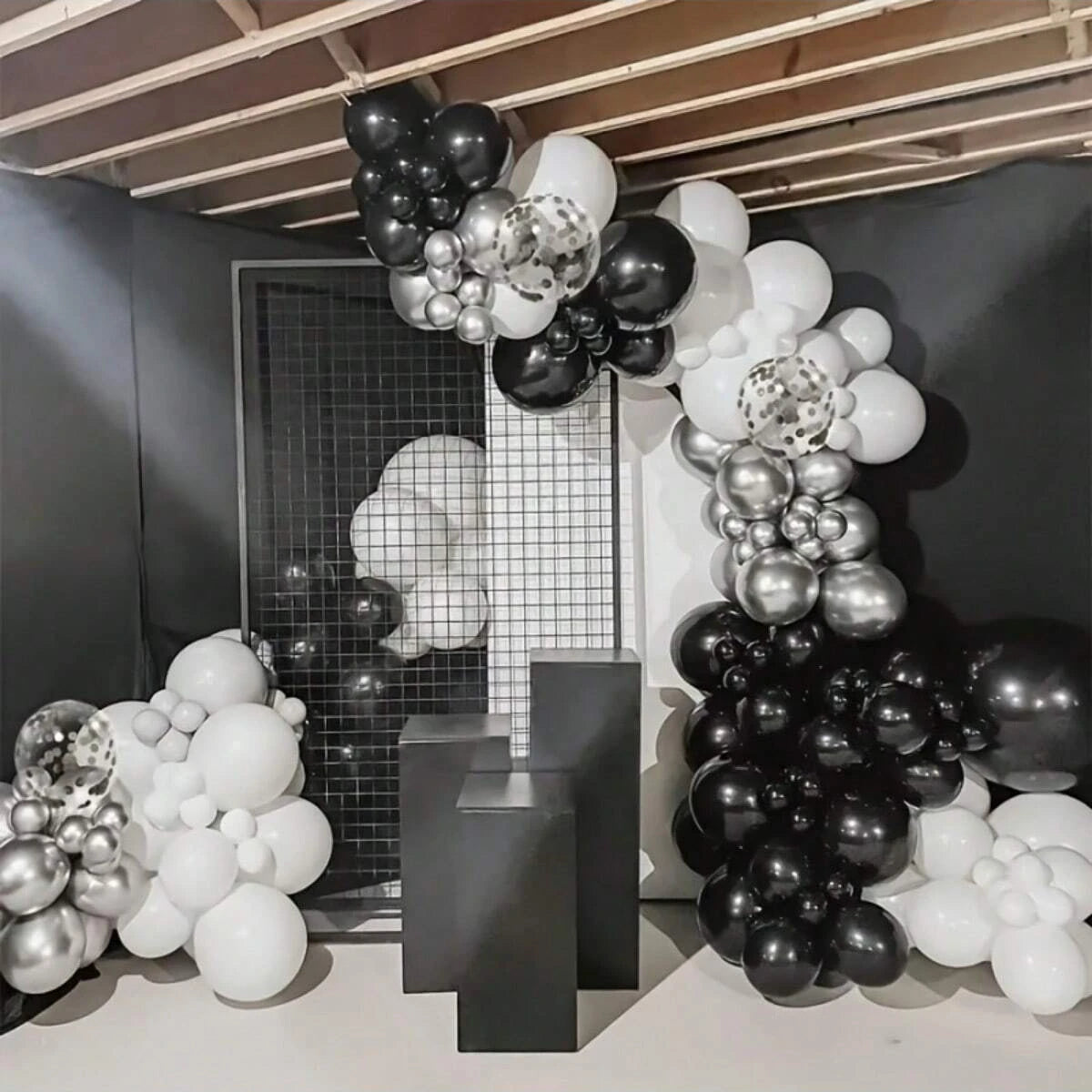 Ballon's - WhiteSilverBlack