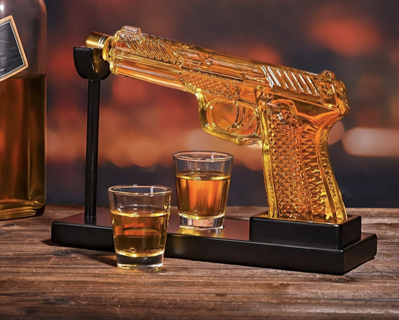 Pistol Design Whiskey Decanter Set with 2 Shot Glasses, Unique Handcrafted Glass Bottle for Whiskey Lovers & Father's Day Gifts