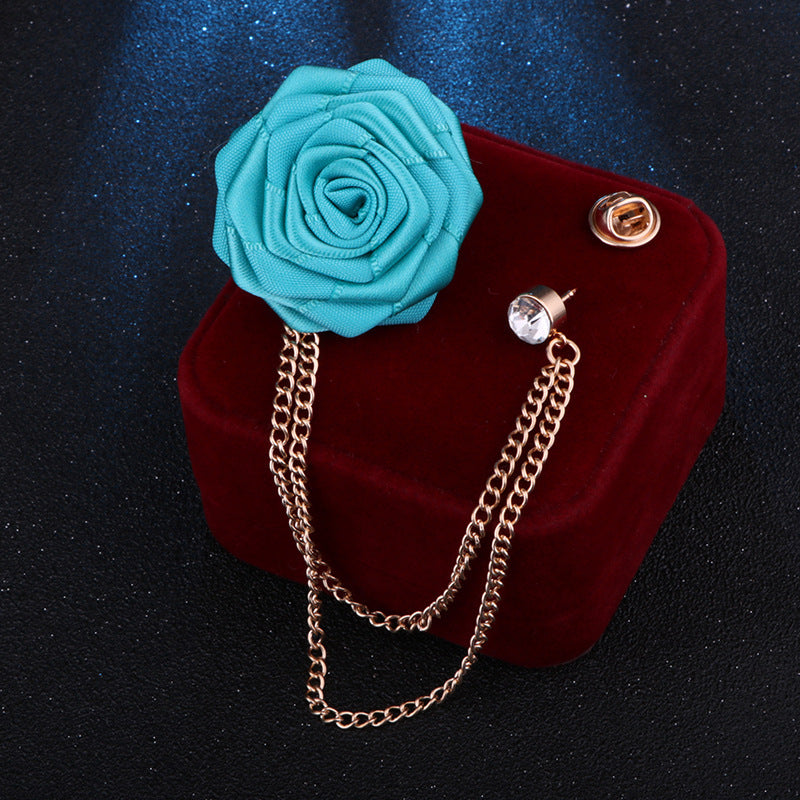Ansteckschmuck – Everlasting Love Chain