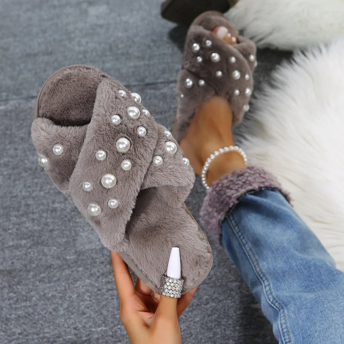 Thickened Pearl Furry Slippers Women's Home Indoor Cross Warm Anti-Slip Cotton Slippers Comfortable Cozy Princess Series