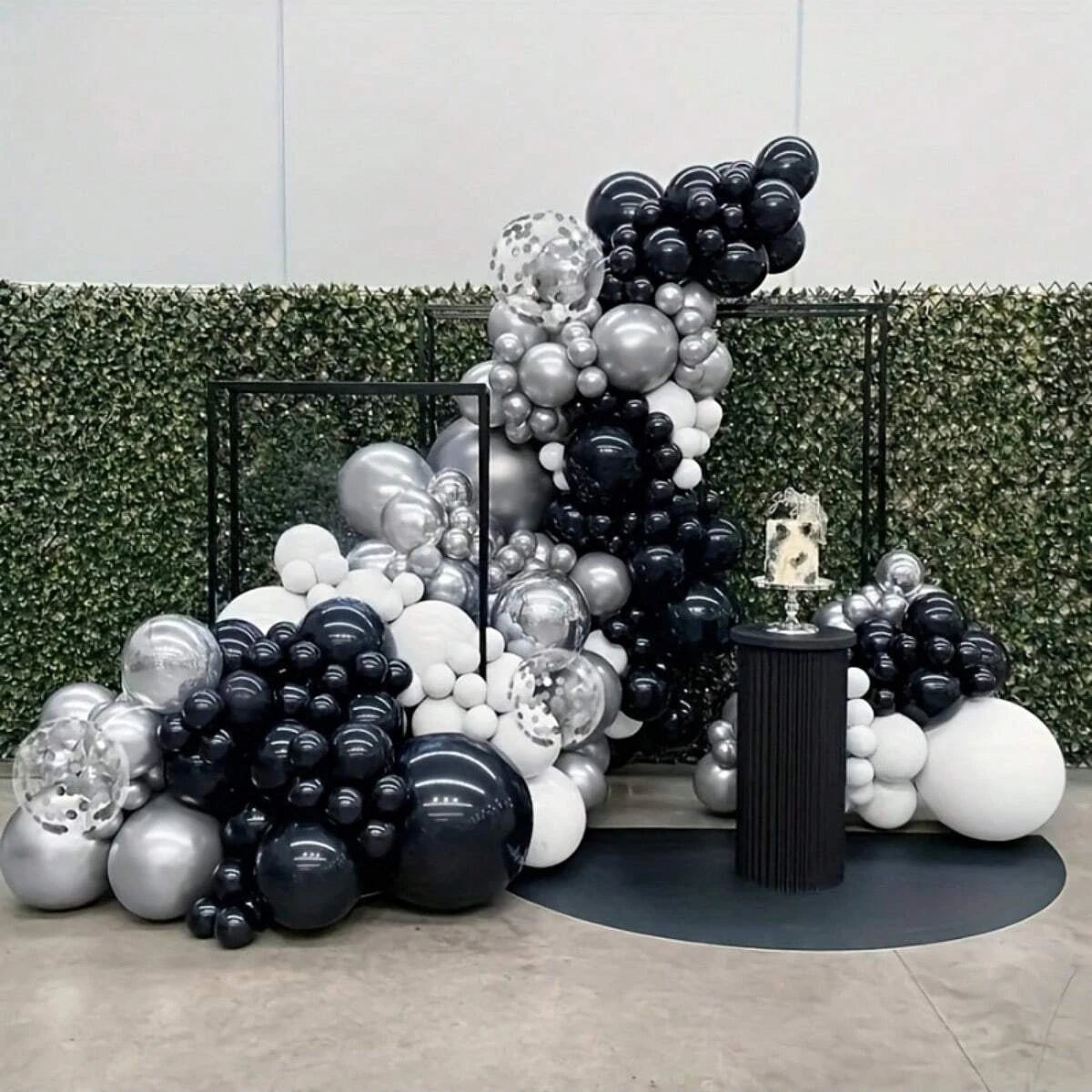 Ballon's - WhiteSilverBlack