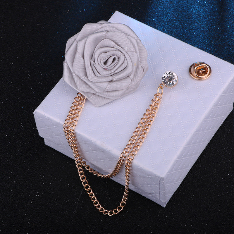 Ansteckschmuck – Everlasting Love Chain